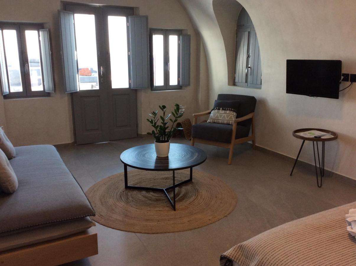 Almyra Oia Suites ภายนอก รูปภาพ