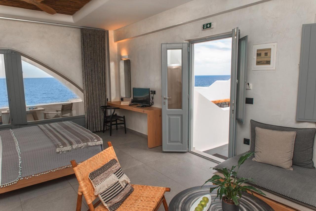Almyra Oia Suites ภายนอก รูปภาพ