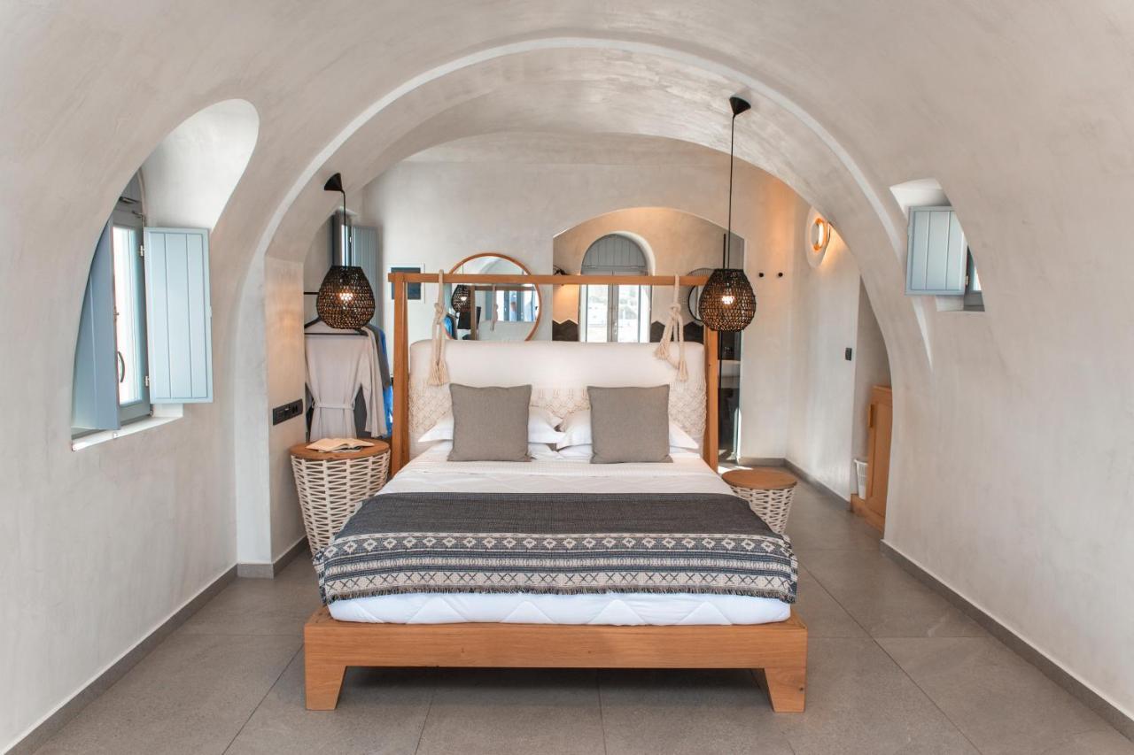 Almyra Oia Suites ภายนอก รูปภาพ