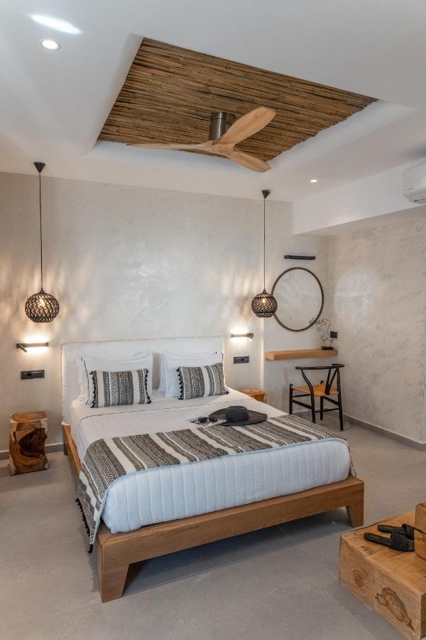 Almyra Oia Suites ภายนอก รูปภาพ