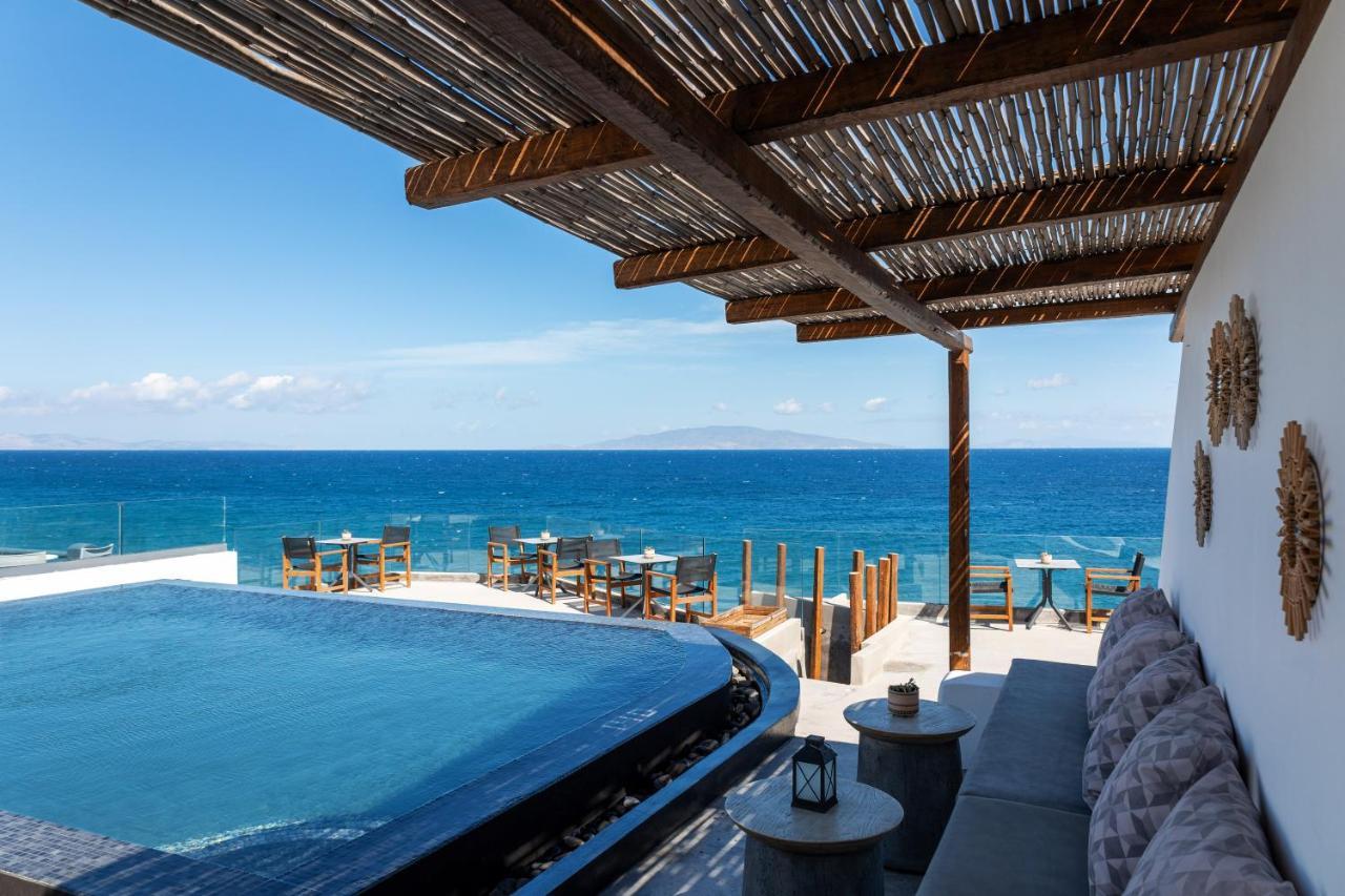 Almyra Oia Suites ภายนอก รูปภาพ