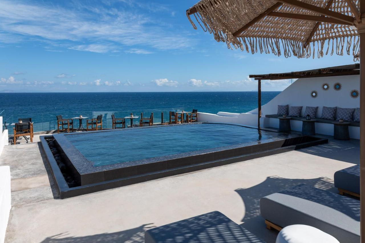 Almyra Oia Suites ภายนอก รูปภาพ