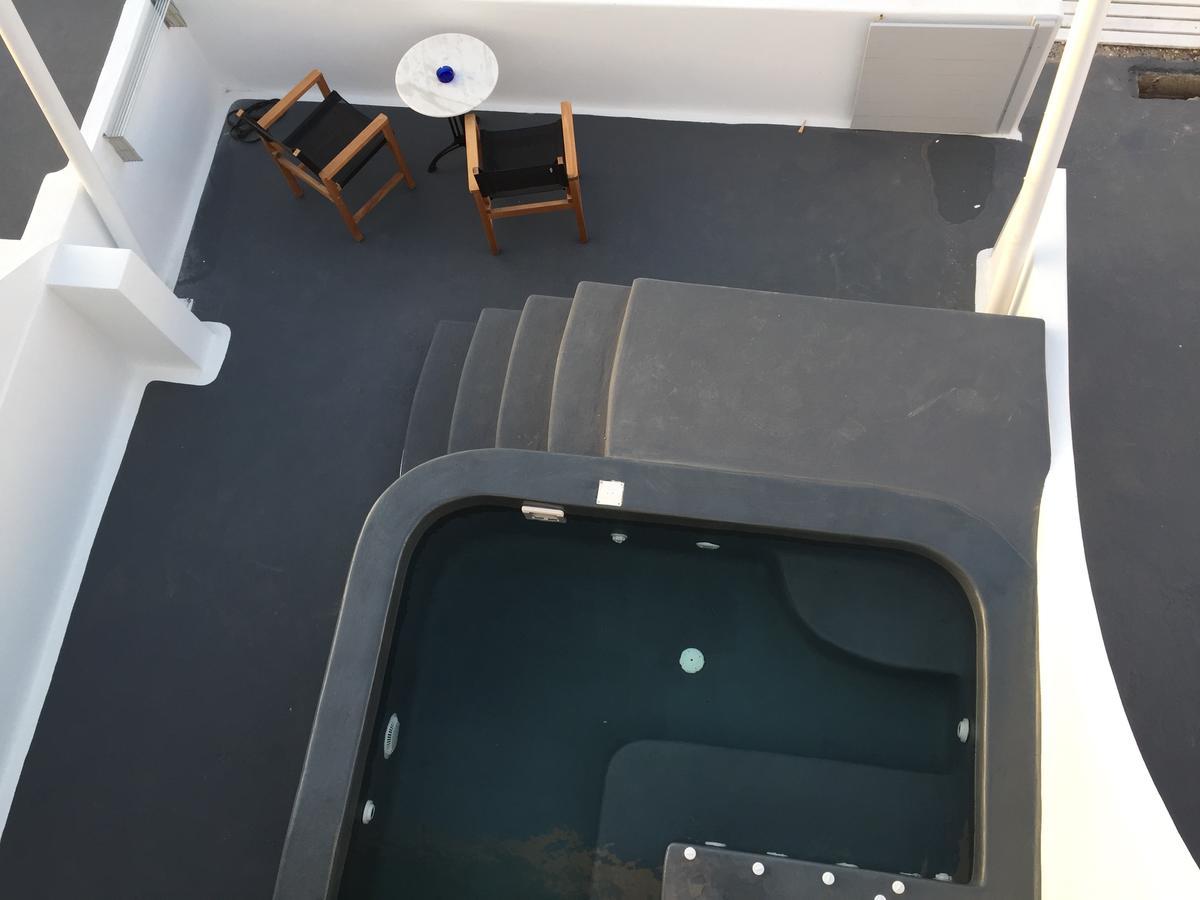 Almyra Oia Suites ภายนอก รูปภาพ